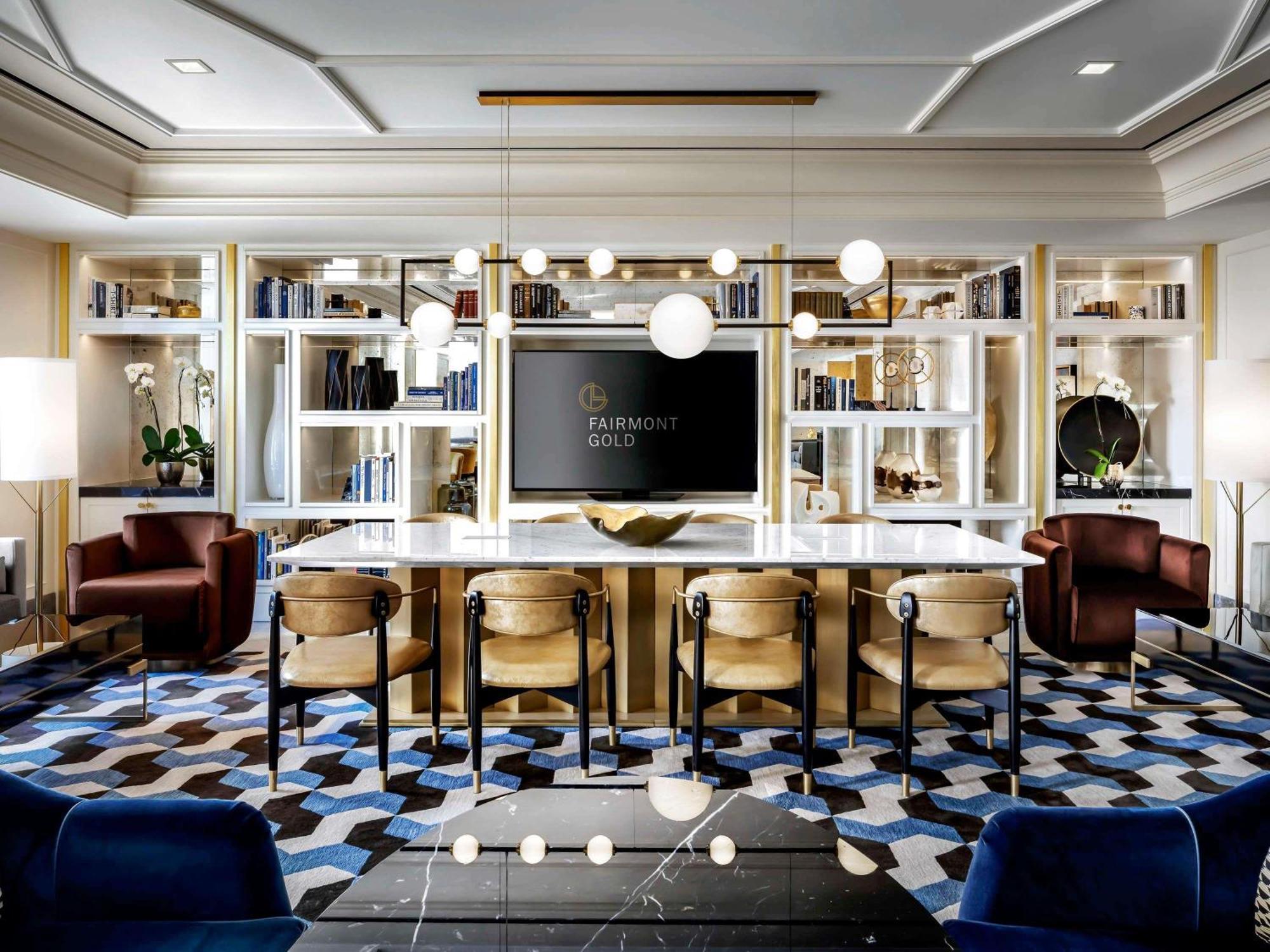 Fairmont Royal York 5*
