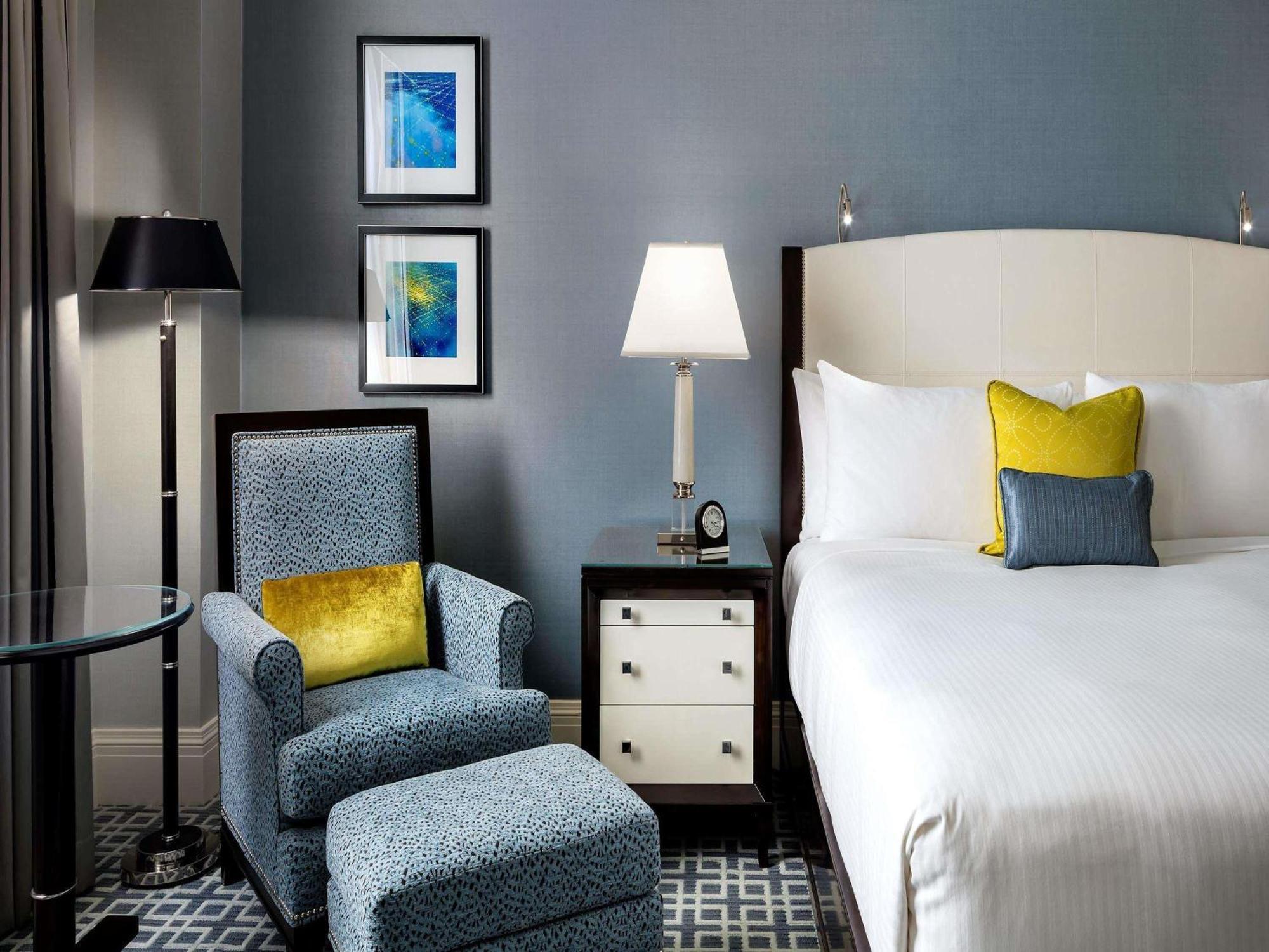 Fairmont Royal York 5*